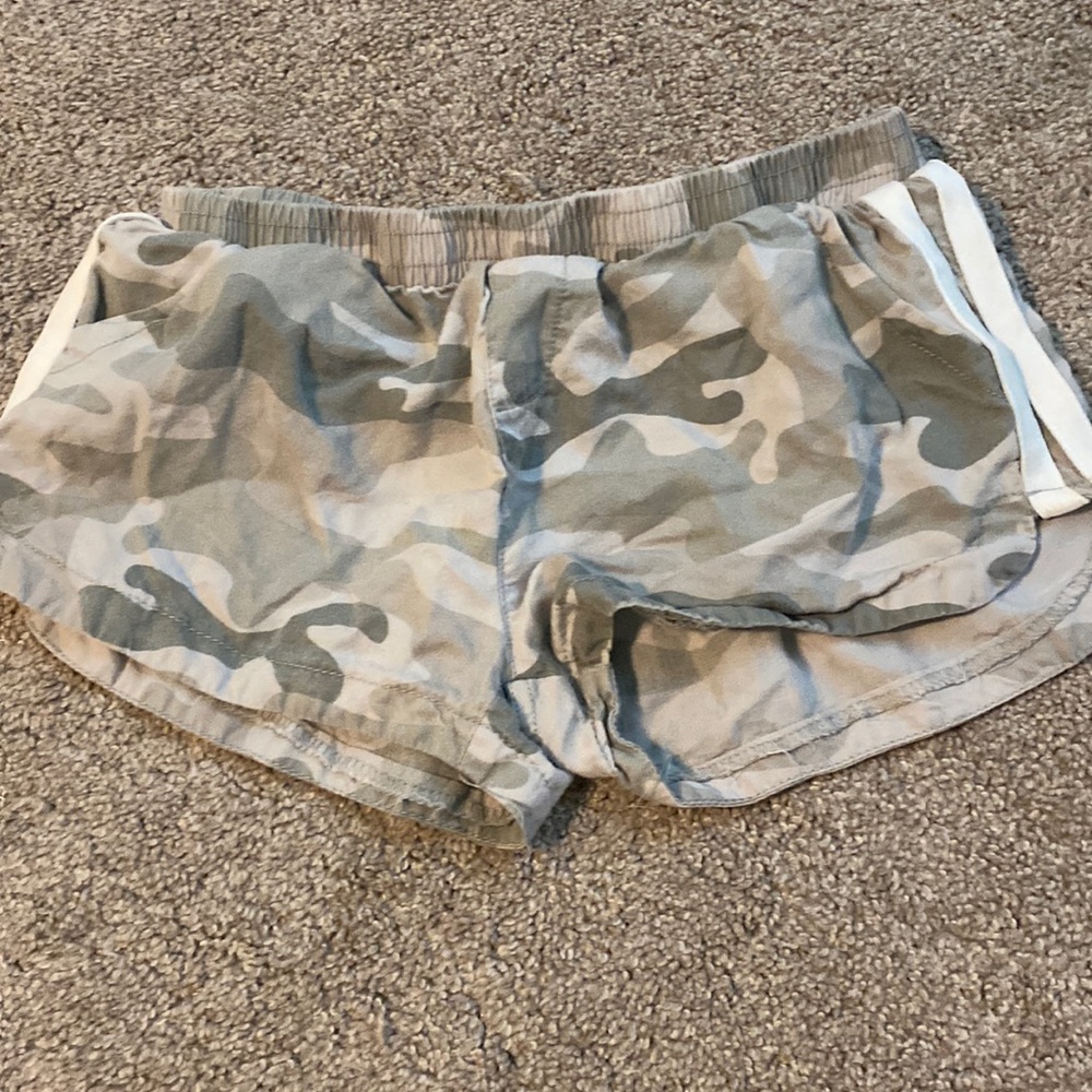 camo shorts